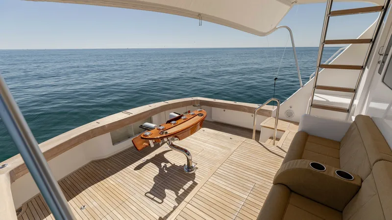 Slide: The Image of 2015 Viking 76 Enclosed Bridge- CHULA- Cockpit - 8680168