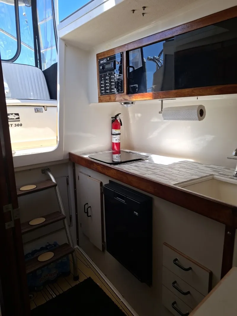 Slide: The Image of Luhrs 300 Open Tournament Sportfish 1992 - 8672230