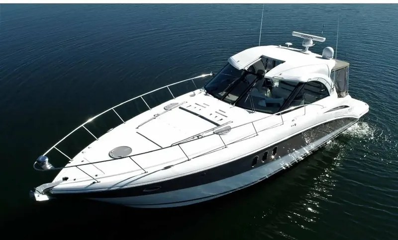 The Image of 2008 Cruisers Yachts 390 Sport Coupe - 8739006