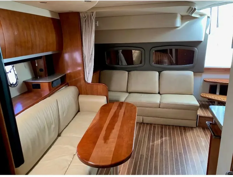 Slide: The Image of 2008 Cruisers Yachts 390 Sport Coupe - 8739029