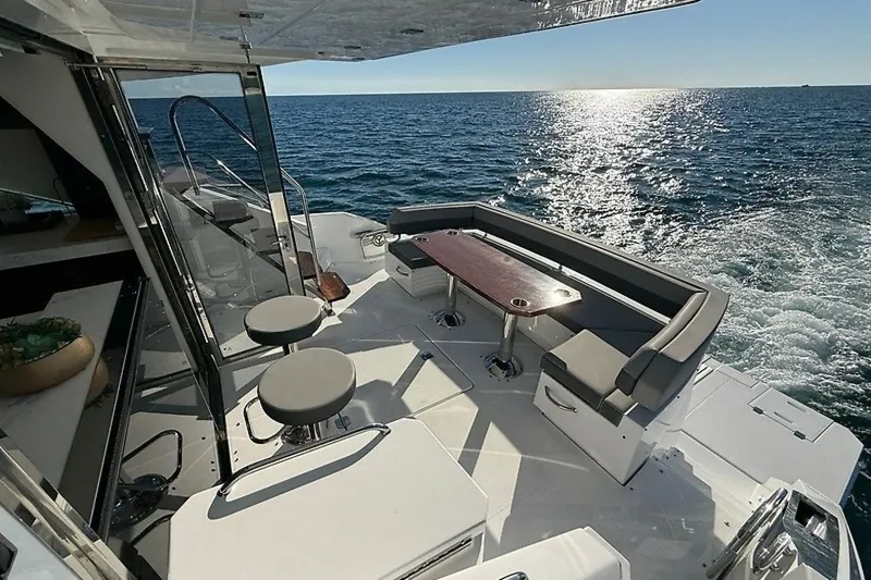 Slide: The Image of Cruisers 60 Fly 2023 - 8695195