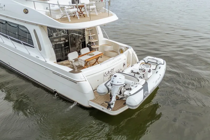 Slide: The Image of Carver Yachts 56 Voyager 2006 - 8695378
