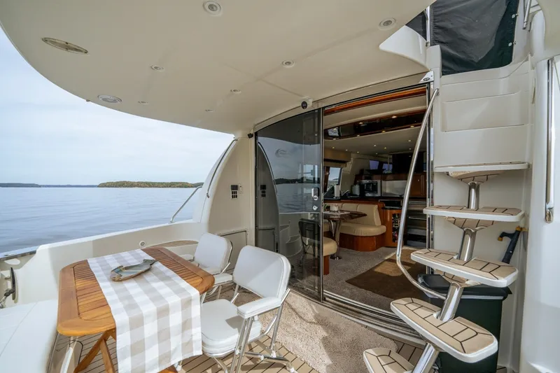 Slide: The Image of Carver Yachts 56 Voyager 2006 - 8695409