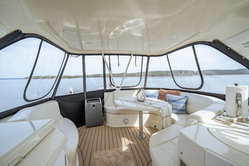 Slide: The Image of Carver Yachts 56 Voyager 2006 - 8695472