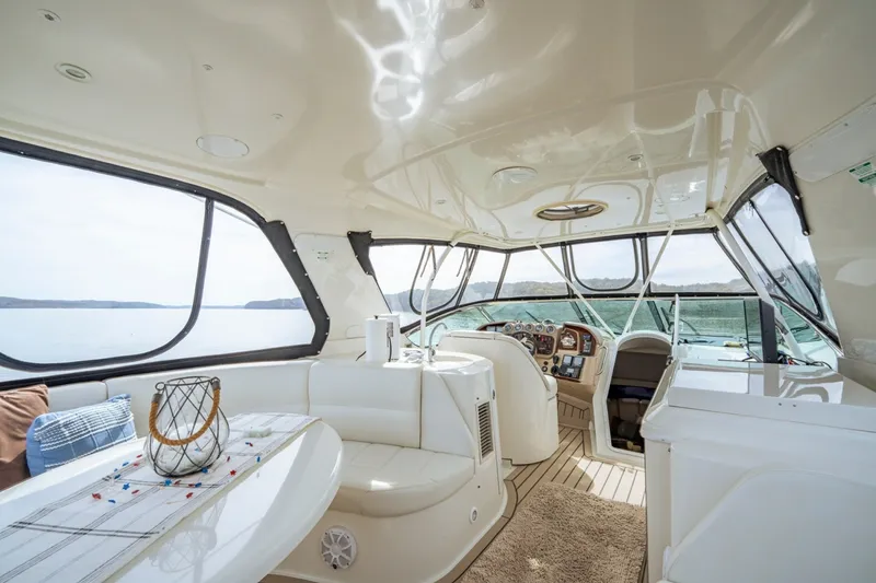Slide: The Image of Carver Yachts 56 Voyager 2006 - 8695471