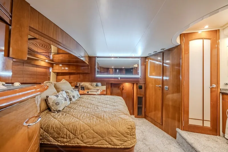 Slide: The Image of Carver Yachts 56 Voyager 2006 - 8695492