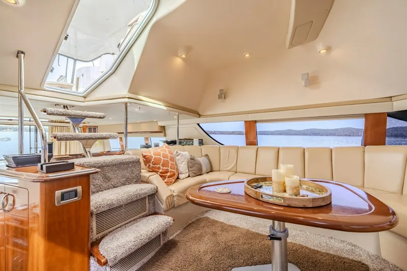 Slide: The Image of Carver Yachts 56 Voyager 2006 - 8695459