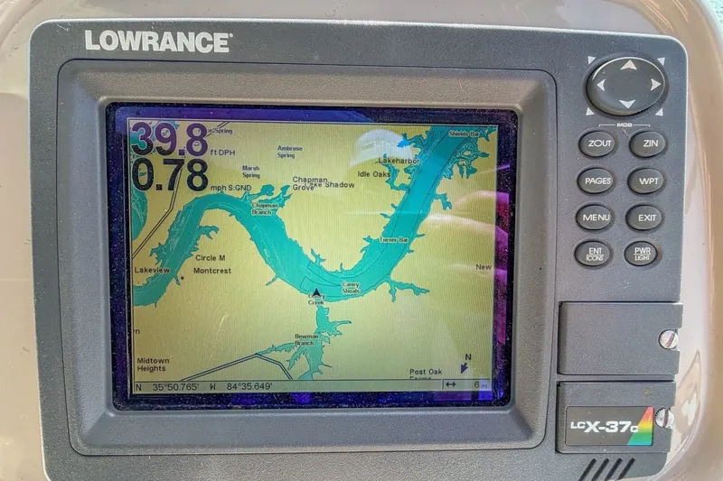 Slide: The Image of Cruisers 370 Express 2005 - 8695559