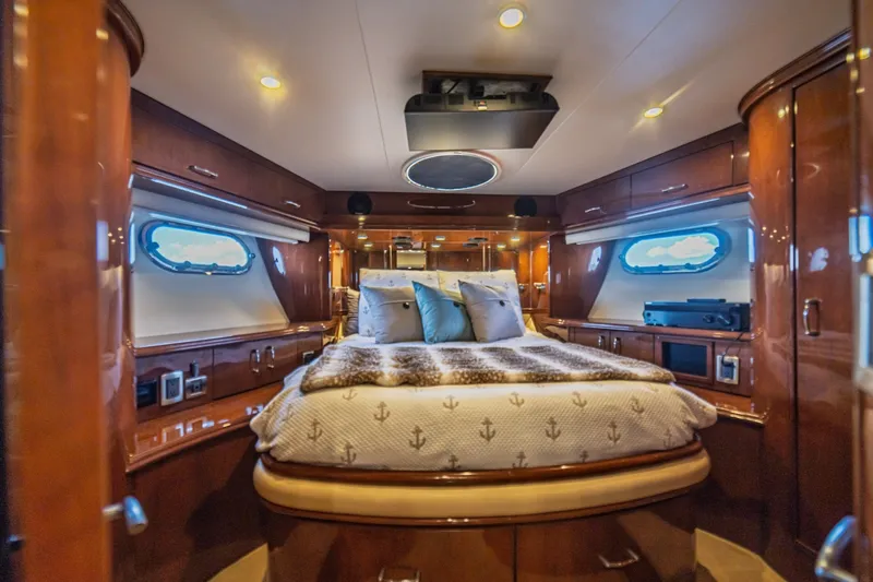 Slide: The Image of Marquis 59 2004 - 8697182
