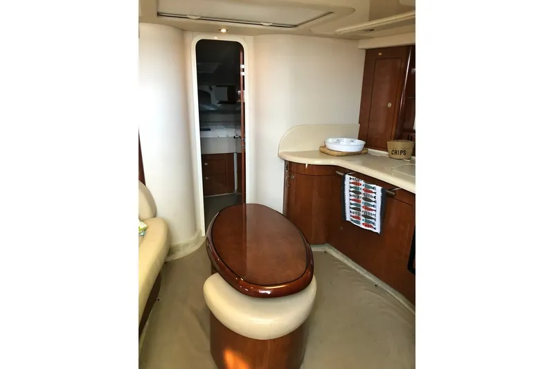 Slide: The Image of Sea Ray 420 Sundancer 2004 - 8695642