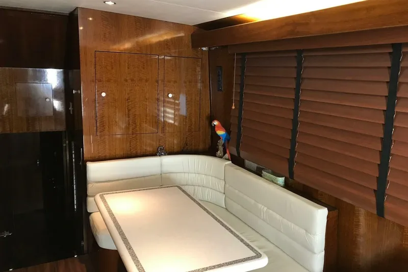 Slide: The Image of Hatteras 53 Convertible 1976 - 8696079