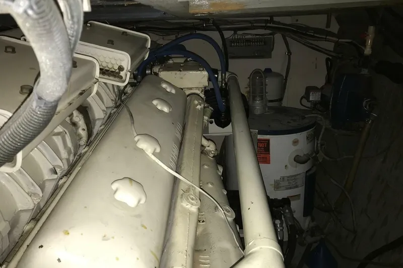 Slide: The Image of Hatteras 53 Convertible 1976 - 8696451