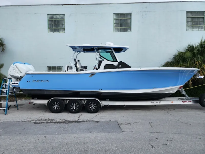 The Image of Blackfin 332 CC 2023 - 8697371