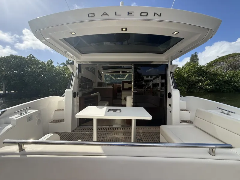 Slide: The Image of Galeon 430 HTC 2018 - 8730342