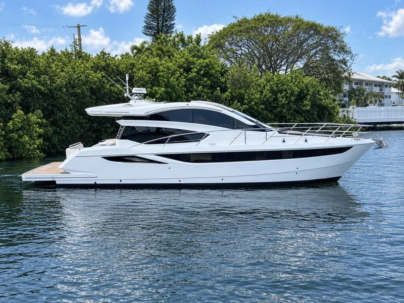 Slide: The Image of Galeon 430 HTC 2018 - 8730318