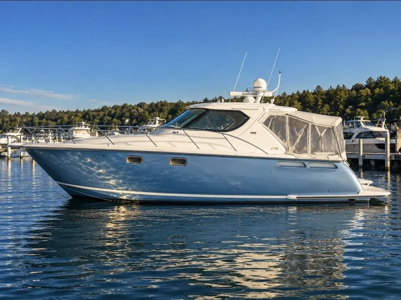 Slide: The Image of Tiara 4300 Sovran 2006 - 8730615