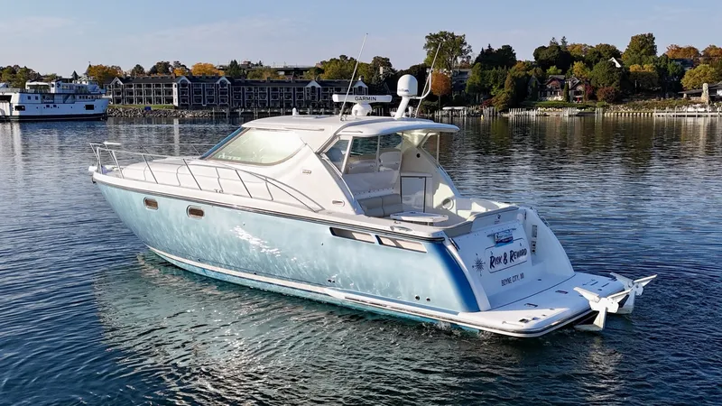 Slide: The Image of Tiara 4300 Sovran 2006 - 8730556