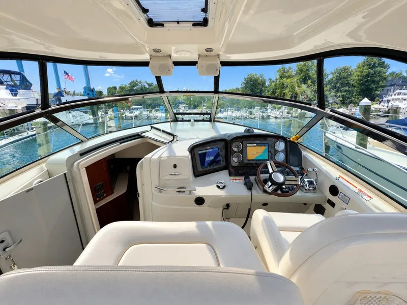 Slide: The Image of Sea Ray 390 Sundancer 2010 - 8730785