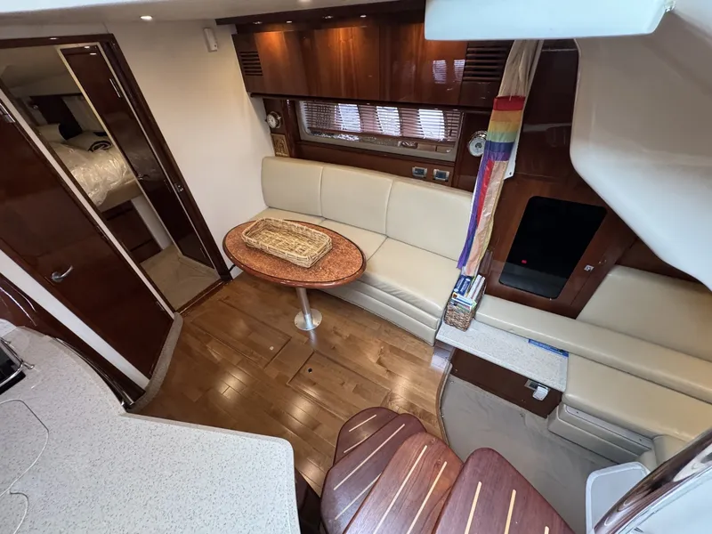 Slide: The Image of Sea Ray 390 Sundancer 2010 - 8730803