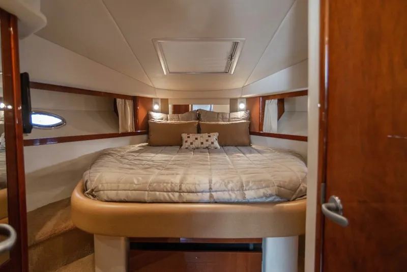 Slide: The Image of Sea Ray 390 Sundancer 2010 - 8730810