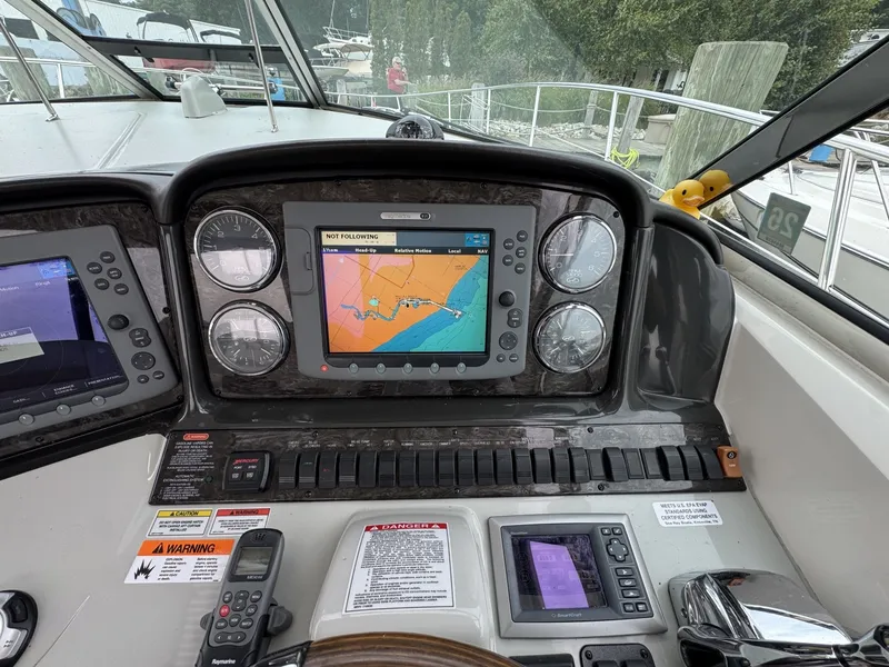 Slide: The Image of Sea Ray 390 Sundancer 2010 - 8730800