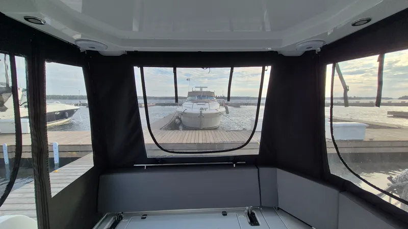 Slide: The Image of 2024 Beneteau  Antares 11 Fly - 8739081