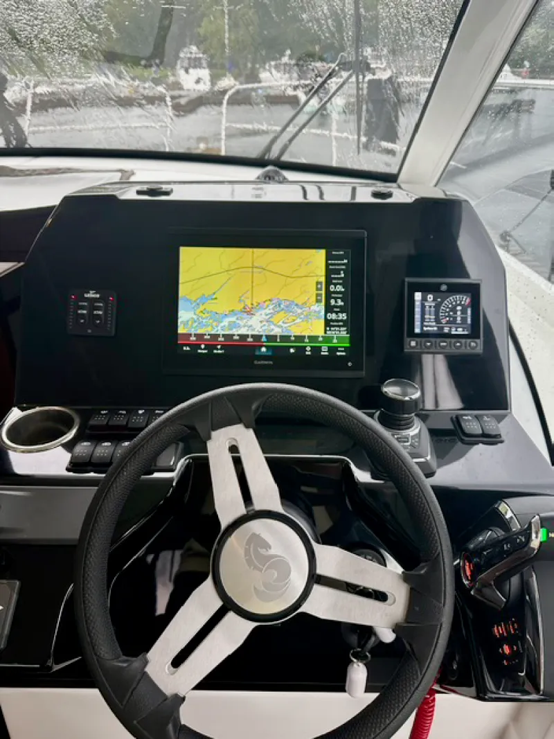 Slide: The Image of 2024 Beneteau  Antares 11 Fly - 8739063