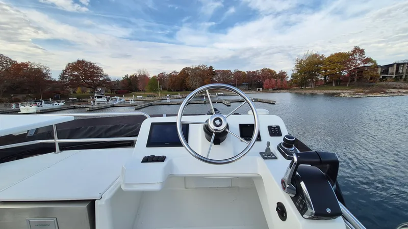 Slide: The Image of 2024 Beneteau  Antares 11 Fly - 8739073