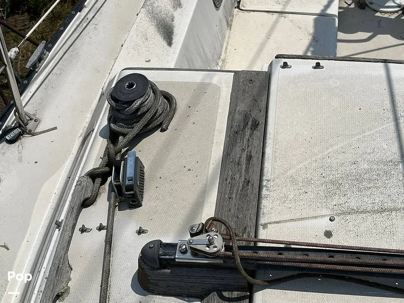 Slide: The Image of Catalina 30 Tall Rig 1984 - 10839278