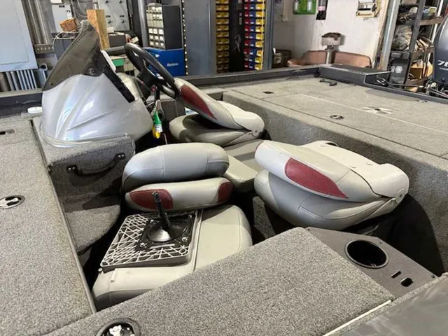 Slide: The Image of G3 Sportsman 1610 Carpet 2021 - 2