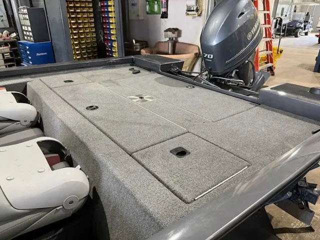 Slide: The Image of G3 Sportsman 1610 Carpet 2021 - 3