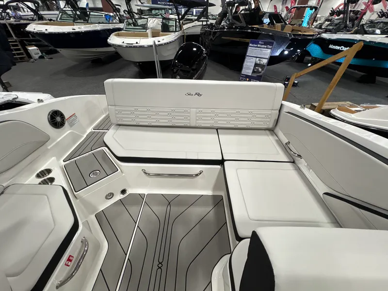 Slide: The Image of Sea Ray SPX 210 Outboard 2026 - 11