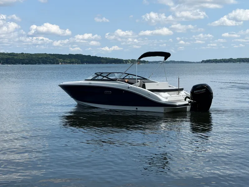 Slide: The Image of Sea Ray SPX 210 Outboard 2026 - 2
