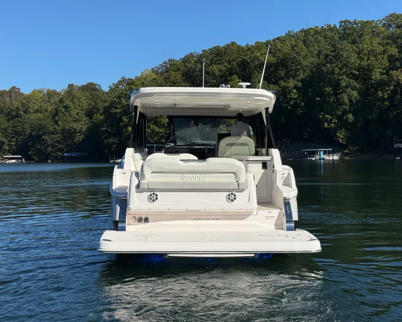 Slide: The Image of Regal 36 GRAND COUPE 2021 - 13