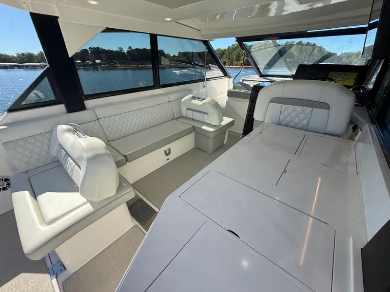 Slide: The Image of Regal 36 GRAND COUPE 2021 - 27