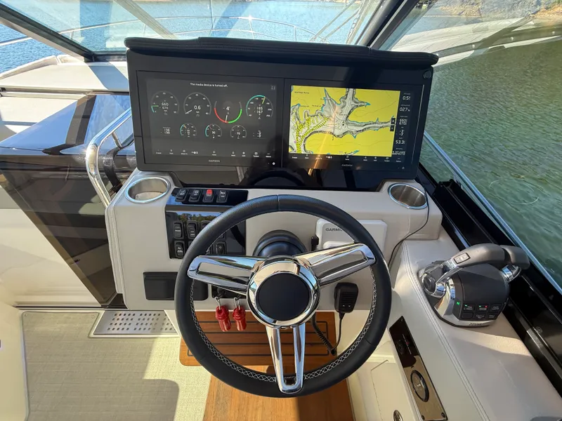 Slide: The Image of Regal 36 GRAND COUPE 2021 - 44