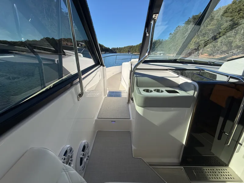 Slide: The Image of Regal 36 GRAND COUPE 2021 - 50