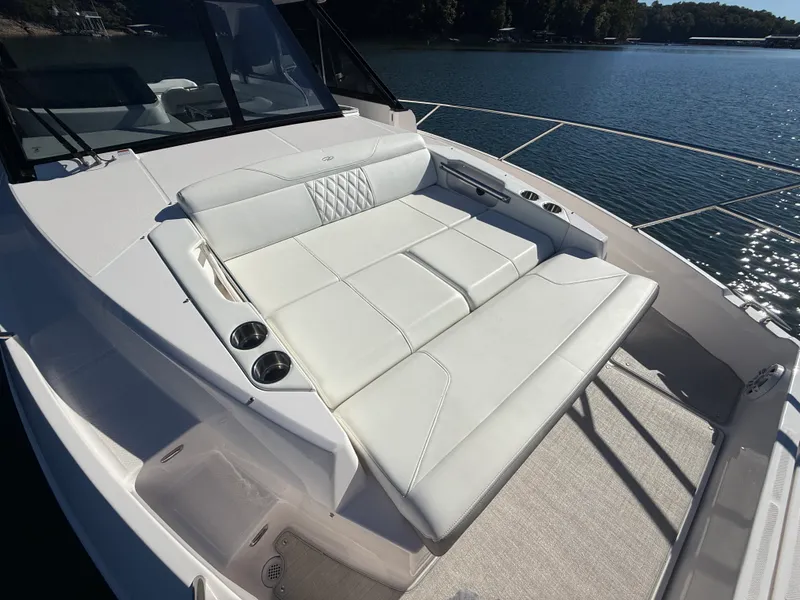 Slide: The Image of Regal 36 GRAND COUPE 2021 - 53