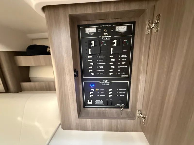 Slide: The Image of Regal 36 GRAND COUPE 2021 - 66