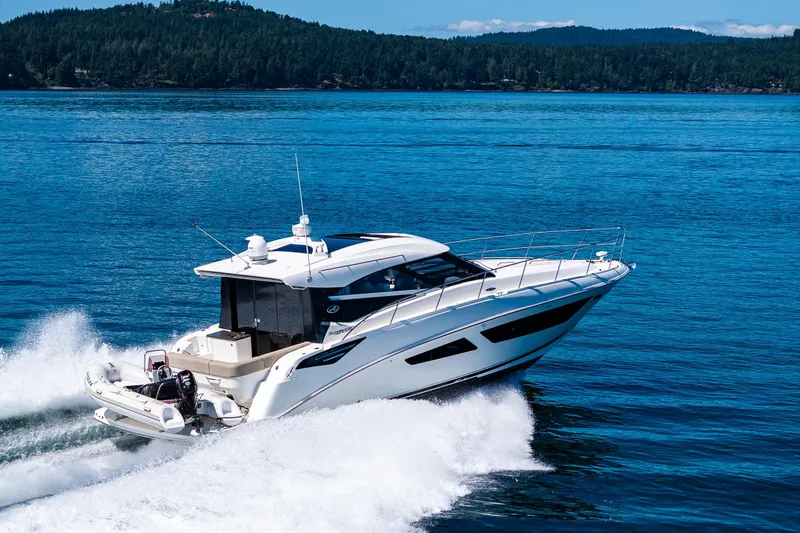 Slide: The Image of Sea Ray 470 Sundancer 2015 - 30