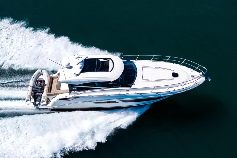 Slide: The Image of Sea Ray 470 Sundancer 2015 - 2
