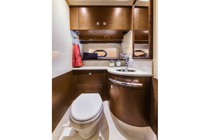 Slide: The Image of Sea Ray 470 Sundancer 2015 - 27