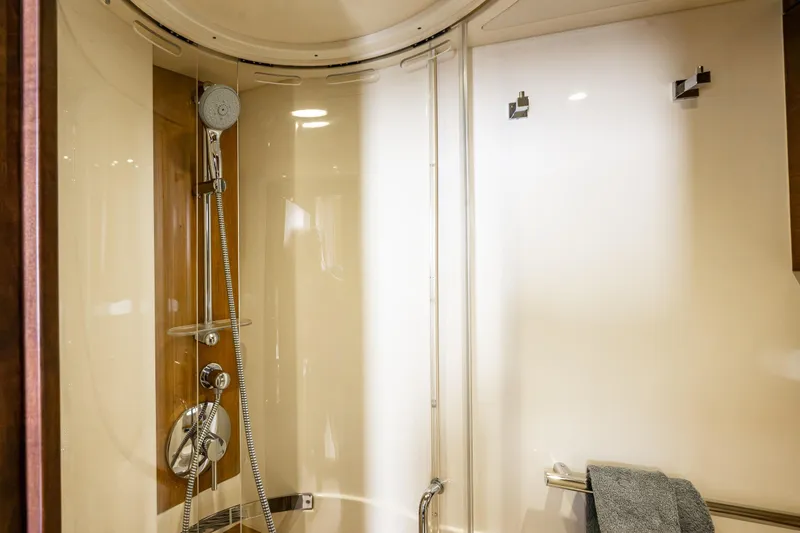 Slide: The Image of Sea Ray 470 Sundancer 2015 - 35