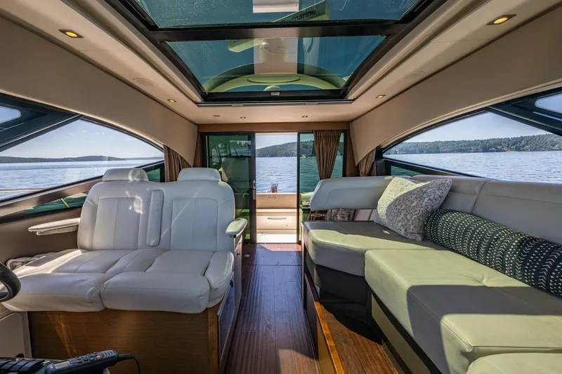 Slide: The Image of Sea Ray 470 Sundancer 2015 - 18