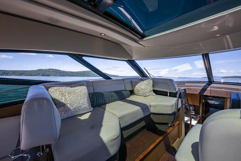 Slide: The Image of Sea Ray 470 Sundancer 2015 - 14