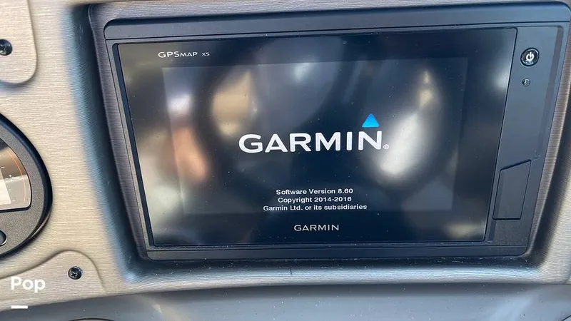 Slide: The Image of Garmin GPS - 16168247