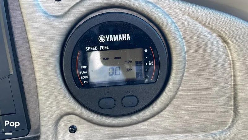 Slide: The Image of Southwind 2400 SD 2018 - 16168248