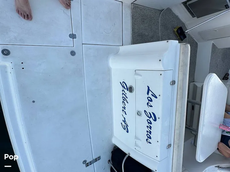 Slide: The Image of Cruisers Yachts 3375 Espirit 1998 - 12884906