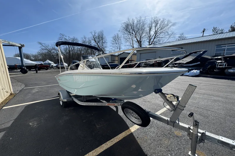 Slide: The Image of Boston Whaler 130 Super Sport 2025 - 1