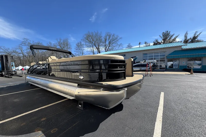 Slide: The Image of Harris 250 Sunliner 2025 - 2